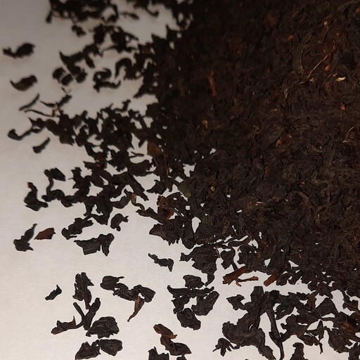 چای کله مورچه ای لاهیجان   خوش رنگ و خوش طعم برداشت 1402 ( 1000 گرمی)