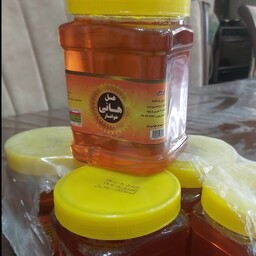 عسل چهل گیاه هانی، هر قوطی یک کیلویی، صاف و گوارا، تهیه شده از تولیدی هانی، خانگی نیست شرکتیه
