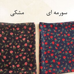 روسری زمینه مشکی و زمینه سورمه ای با گل های ریز قرمز با جنس حریر سفارشی قواره دار کاری از مزون حجاب تبسم همراه با هدیه