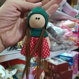 عروسک روسی کوچک یلدایی با شالل و کلاه