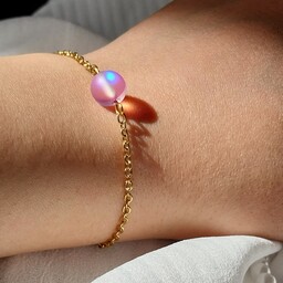 دستبند مون استون در دو رنگ صورتی و یاسی با زنجیر استیل طلایی