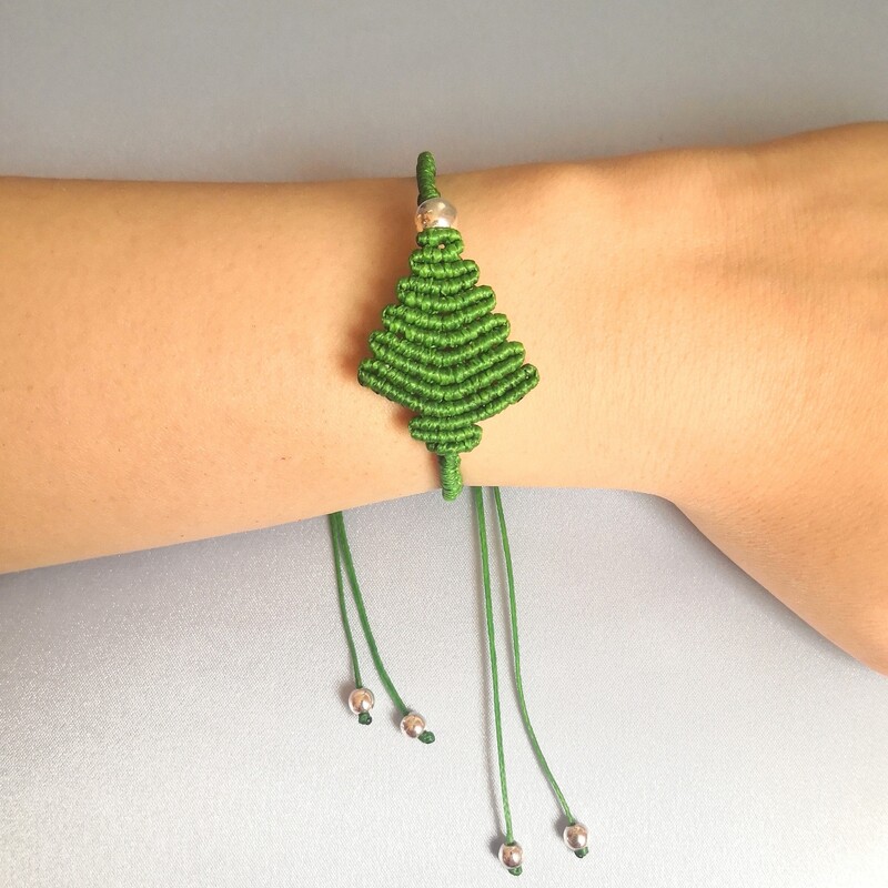 دستبند بافت میکرو مکرومه مدل درخت کریسمس