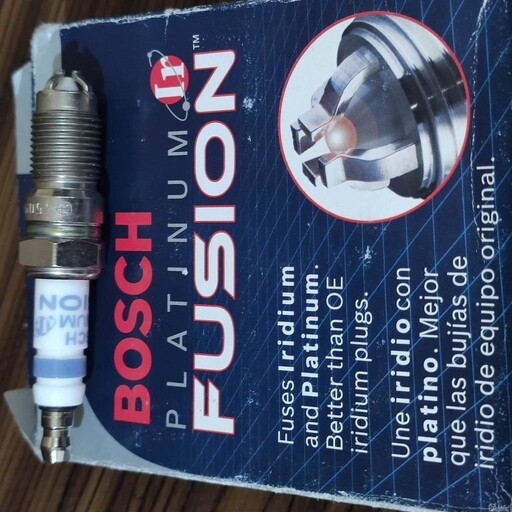 شمع خودرو پایه کوتاه Bosch فیوژن بوش ایریدیوم پلاتینیم چهار سر  ( فروش به قیمت عمده) 