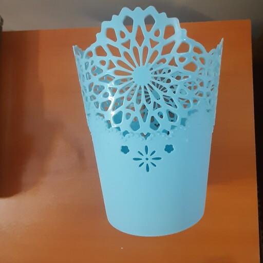 سطل پلاستیکی یا جاگلدانی  برای قرارگرفتن گلدان داخل سطل  سایز 2