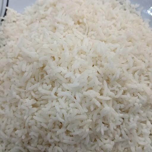 برنج عنبربو شوشتر اَفرا ده کیلویی ، مستقیم از کارخانه اهواز با قیمت مناسب و خیال راحت و بدون واسطه خرید کنید
