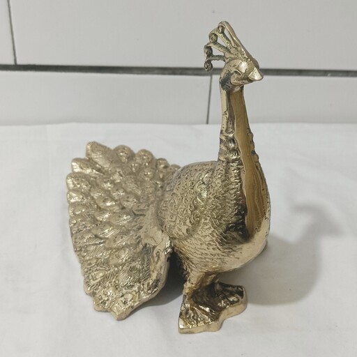 طاووس  برنز . دم پهن و بزرگ ارسال رایگان 