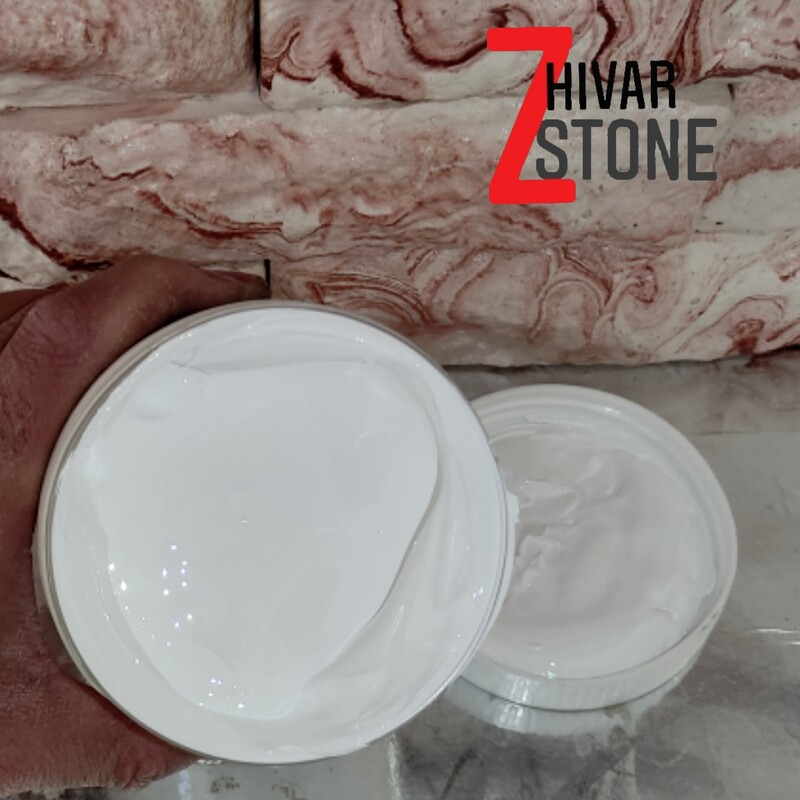 رنگ اکریلیک پایه آب سفید یک کیلویی  مناسب سنگ مصنوعی 