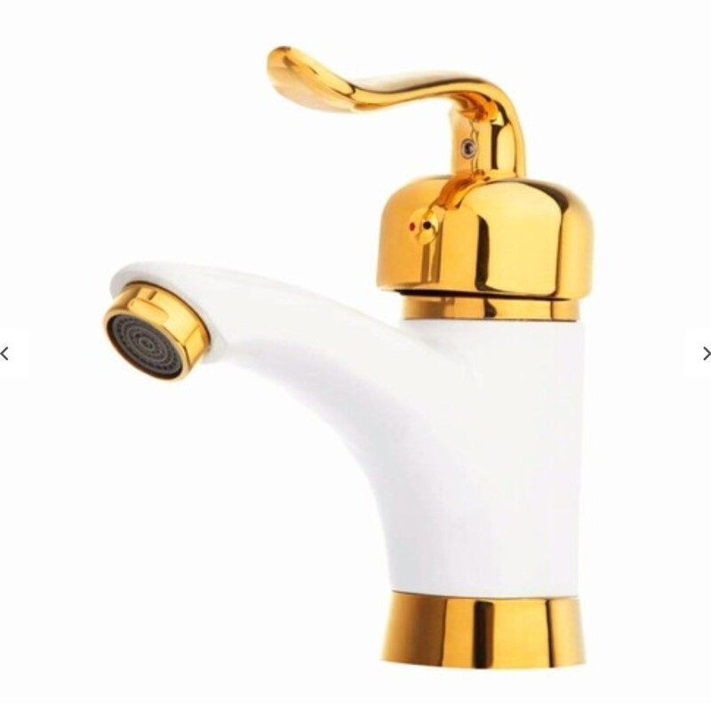 ست شیرآلات مدل رز مدل بیزانس لایت مجموعه 12 عددی سفید طلایی به همراه علم دوش حمام دوکاره تمام استیل و شلنگ توالت برنجی

