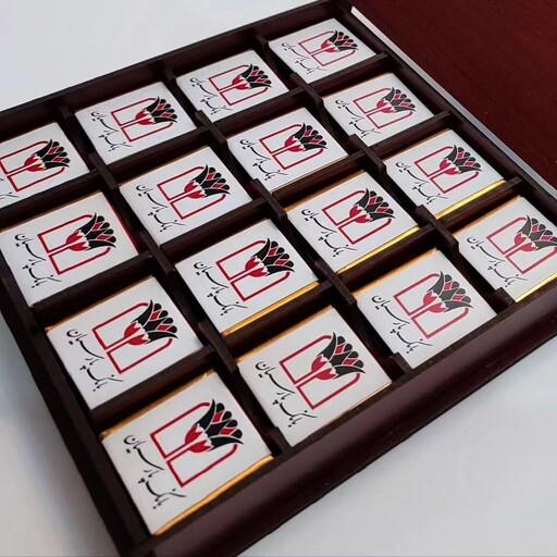  باکس هدیه  با 48 عدد شکلات کاکائو با طراحی لوگو و برند شما مناسب هدیه عید نوروز (عکس و ایده مشتری) 