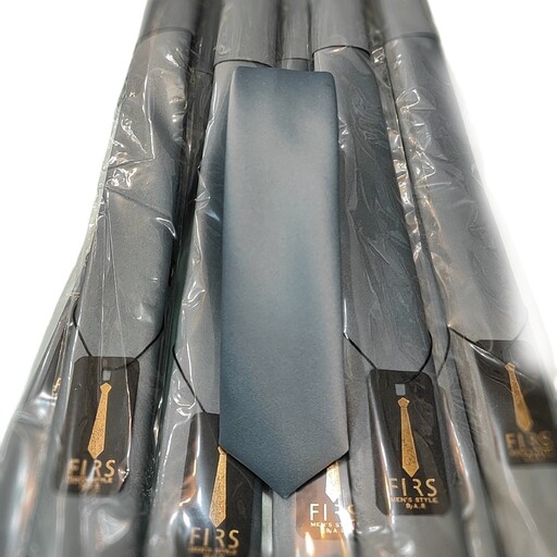 کراوات مردانه ساتن - ارسال رایگان - ساده طوسی نقره ای رنگ کروات مردونه همراه با اشانتیون دستمال جیب