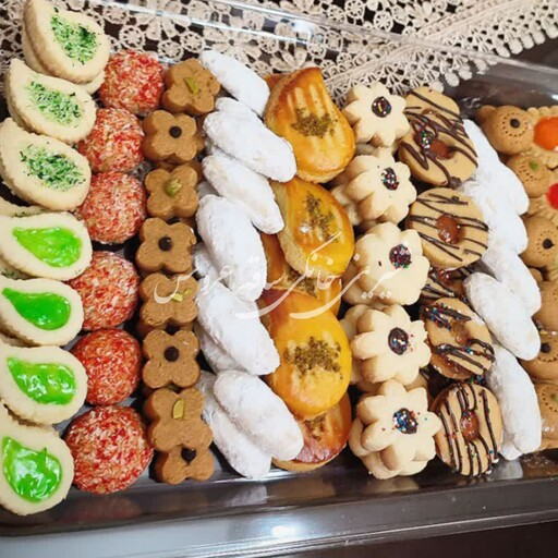 شیرینی خانگی مخلوط با 6 شیرینی مختلف برای عید نوروز ، شب یلدا ، پذیرایی و...