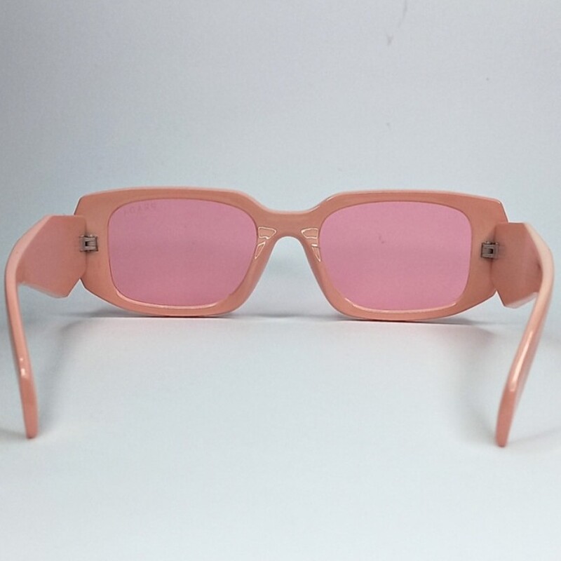 عینک آفتابی زنانه مارک پرادا دسته سه بعدی رنگ صورتی 