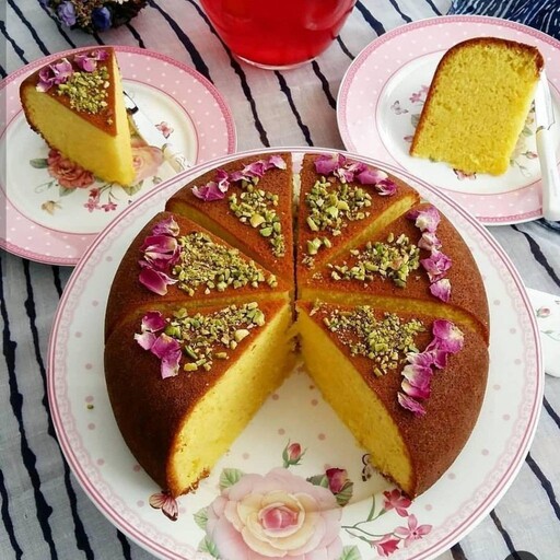 کیک زعفرانی خانگی