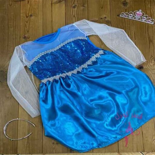 لباس پرنسس السا بچگانه به همراه اکسسوری دارای سرهمی تاج و تل
