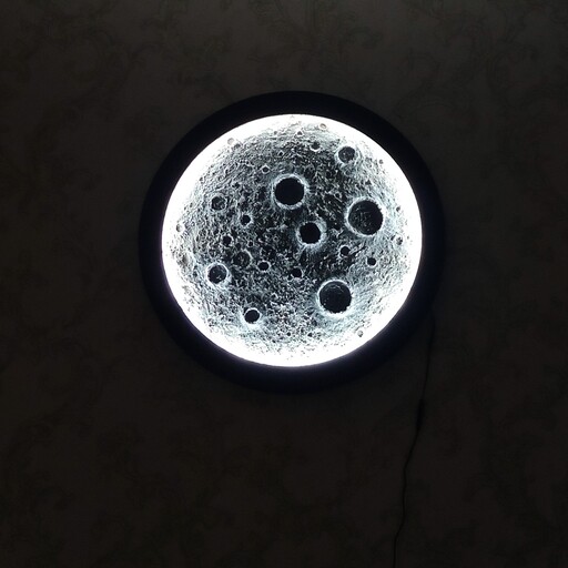 تابلو دکوراتیو  دست ساز ماه کامل (قطر 60)  با نورپردازی و آداپتور وصل مستقیم به پریز برق