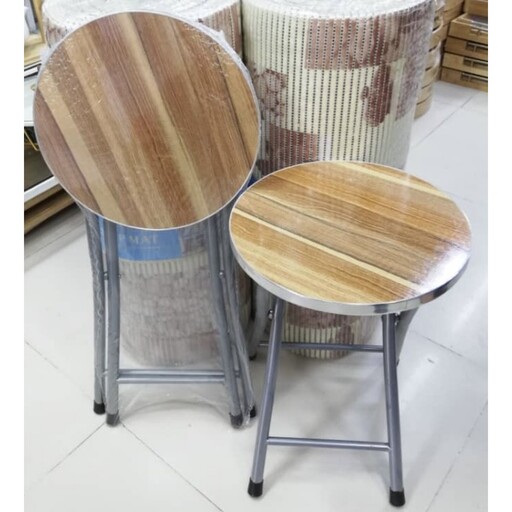 صندلی  تاشو اسکلت فلزی چوبی بدون پشت

Metal frame wooden chair

