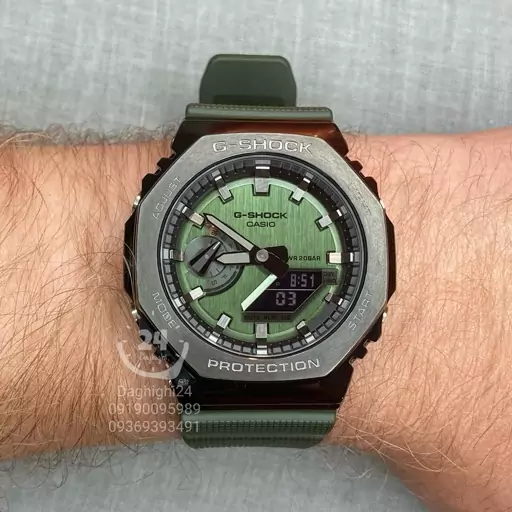 ساعت  مچی جی شاک GA2100 قاب فلزی سبز (جیشاک GShock) تنظیم اتوماتیک با پایتخت کشورها ،اتولایت اتوماتیک