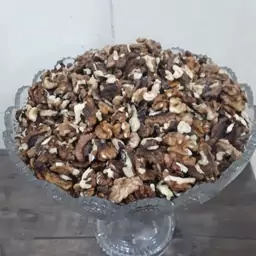 مغز گردو خورشتی 