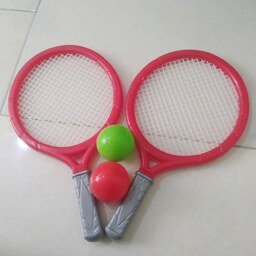 اسباب بازی راکت تنیس رنگ قرمز  با دو عدد توپ