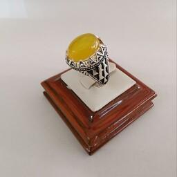 673-انگشتر نقره با سنگ عقیق زرد به همراه دعای شرف الشمس کد 15-w8.42