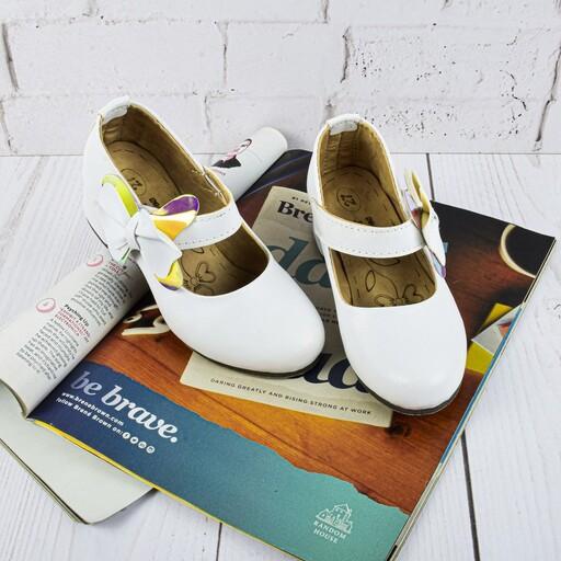 کفش مجلسی دخترانه رنگ سفید مدل بغل پاپیون پاشنه 3.5 سانتی کد 355120 سایز 25 تا 31