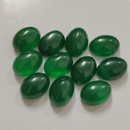 عقیق سبز اصل معدنی بسیار خوش رنگ سایز انگشتری 