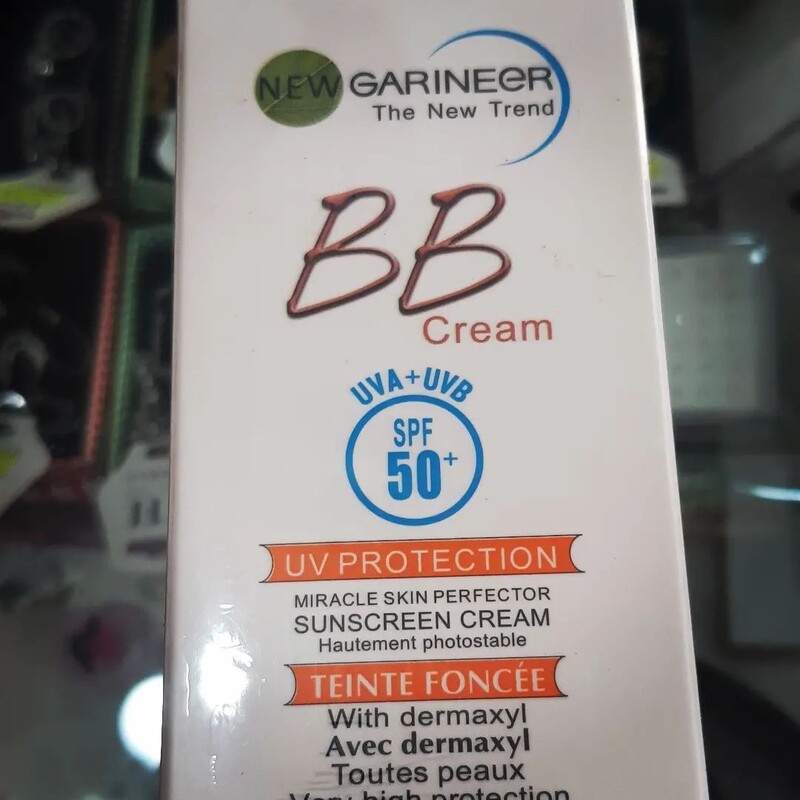 بی بی کرم وضد آفتاب  گارنیر  اورجینال  (bbگارنیر) با spf50  گیاهی بدون چربی  ضد جوش قوی مرطوب کننده و یک دست کننده 