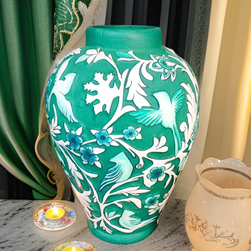گلدان صادراتی قاجاری برند دایارُز ، کار دست استاد مینیاتوریست نقاش