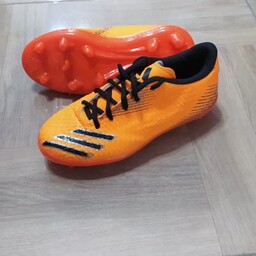 کفش فوتبال استوک دار پسرانه نارنجی سایز36و40 ارسال رایگان 