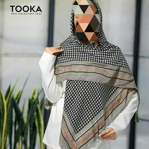 روسری نخی مناسب فصل طرح پیچازی منگوله دار قواره 140 در چهار رنگ زیبا و شیک 