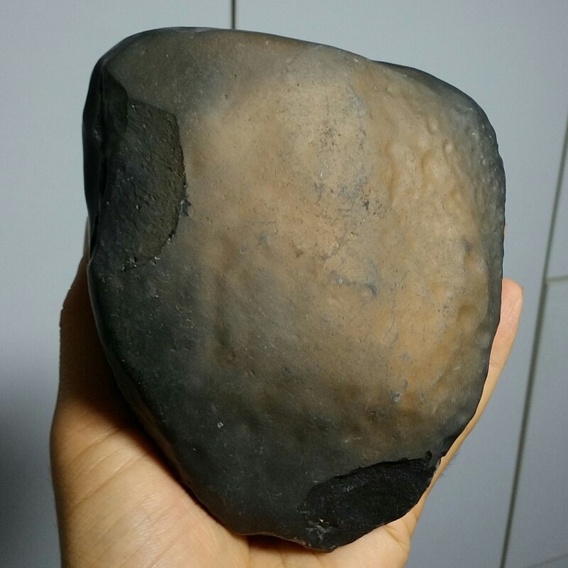 سنگ اونیکس انیکس ساب خورده معدنی 100 در 100 طبیعی کیفیت عالی غولپیکر شاهکار خلقت با قابلیت ساخت چندین نگین خاص
کد 13239