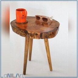 میز عسلی طرح روستیک با تنه درخت و پایه های چوبی مدل 103051