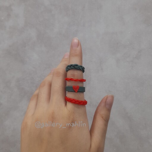 انگشتر خمیری فانتزی دخترانه مدل یلدایی(دستساز) پک 4 عددی(سایز و رنگ انگشتر قابل تغییر است)