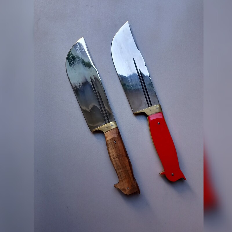 چاقو شکاری دستساز فولادی همراه با غلاف فومی  مناسب برای کوهنوردی و سفر
