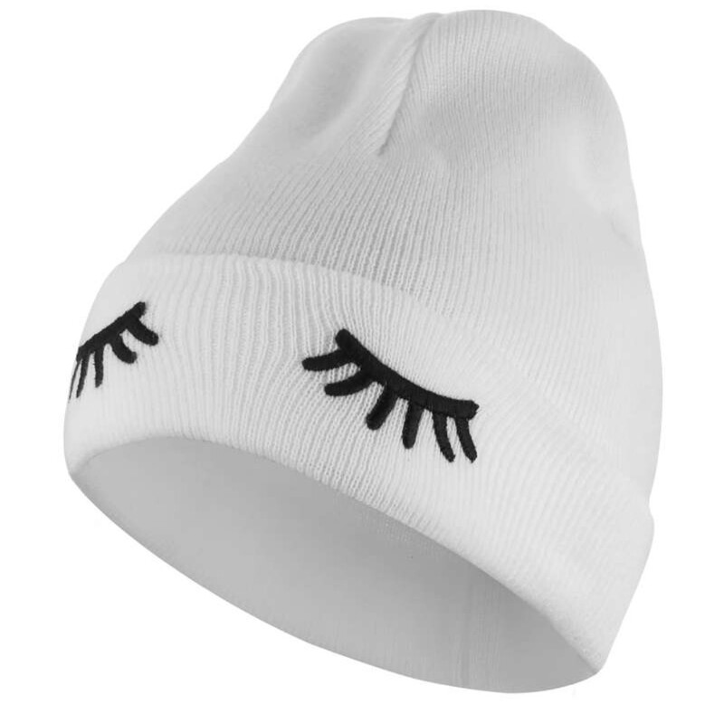 کلاه کاموای زیبای چشم دار  در دورنگ سفید ومشکی