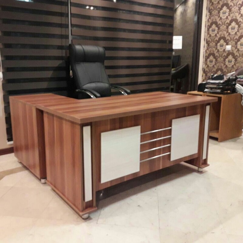 میز  مدیریت میز کارشناسی میله ایی ال دار  (پسکرایه هزینه ارسال موقع تحویل بامشتری)