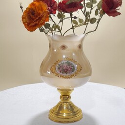 گلدان رو میزی ، شیشه رنگ مرمر  طرح دار  پایه فورتیک آبکاری ثبات رنگ و کیفیت بالا مناسب جهت دکور و هدیه