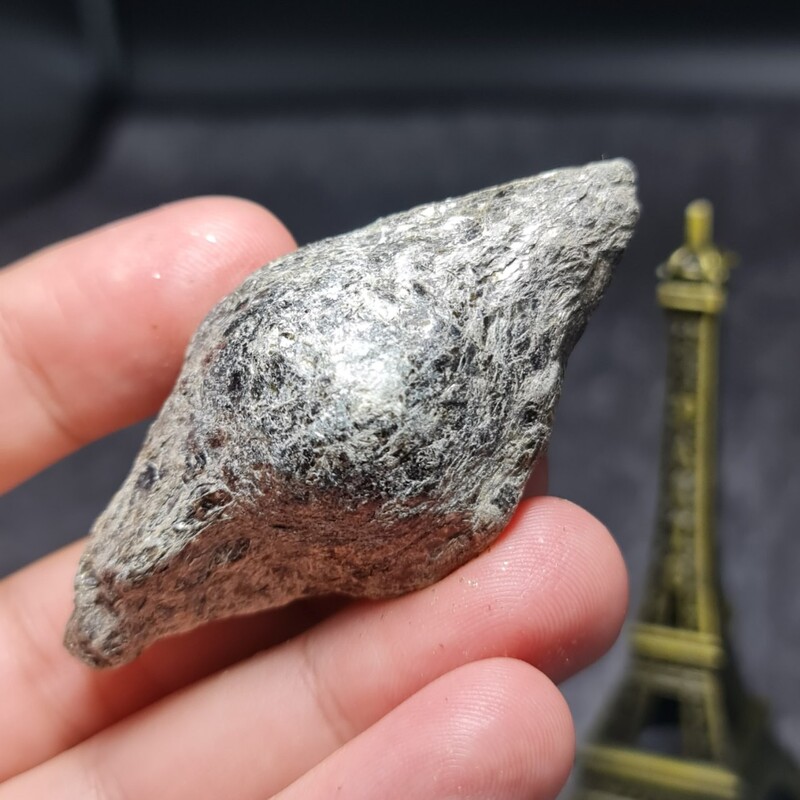  راف طبیعی سنگ گارنت پیله ای  معدنی
کد  27091
