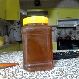 عسل طبیعی در ظرف نیم کیلویی500گرمی
