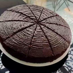کیک شکلاتی خیس (خانگی)،تهیه شده از بهترین وبا کیفیت ترین مواد اولیه،رینگ کامل شامل 10اسلایس
