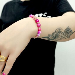 دستبند دخترانه و زنانه ترکیبی با سنگ های عقیق وجید و سنگ صدف رنگی 