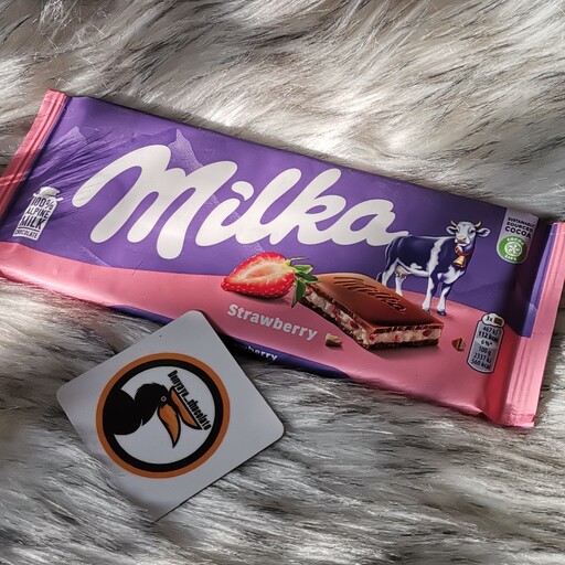شکلات میلکا اصل المان با طعم توت فرنگی