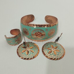 زیورآلات مسی نیم ست دستبند انگشتر دستبند زنانه تراش مسی ضد حساسیت اصفهان. زیورآلات درسیم