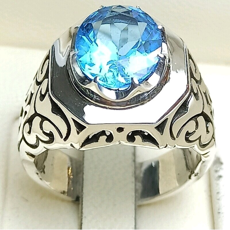 انگشتر توپاز سوئیسی آبی الماس تراش نقره کار دست ساز