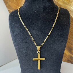 گردنبند طرح صلیب طلایی شامل پلاک یا مدال و زنجیر آجری ریز 45 سانتی استیل رنگ ثابت