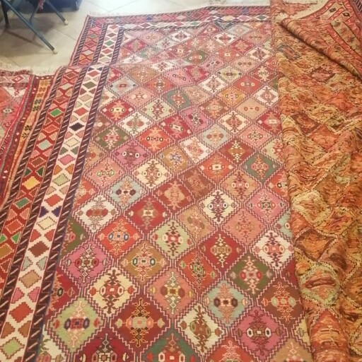 فرش دستبافت گلیم قالیچه تار و پود پشمی 
اندازه 2 در 3

