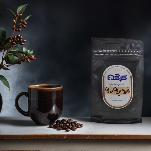 قهوه یزدی  1000 g ترکیبی از دانه های قهوه آسیاب شده با ادویه جات است  که طبع آن را گرم و طعم آن را بی نظیر می کند