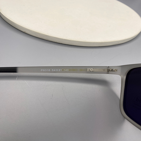 عینک آفتابی پورشه دیزاین با فریم کائوچو و لنز پلیکربنات پلاریزه UV400 | Porsche Design Premium