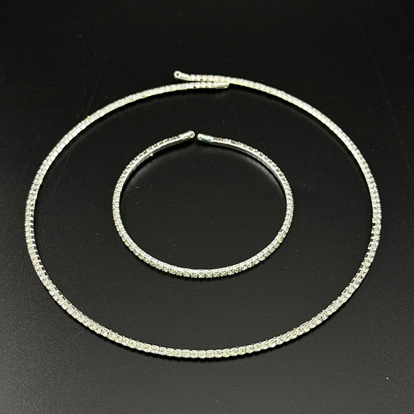 نیمست دستبند و گردنبند تنیسی کلاسیک