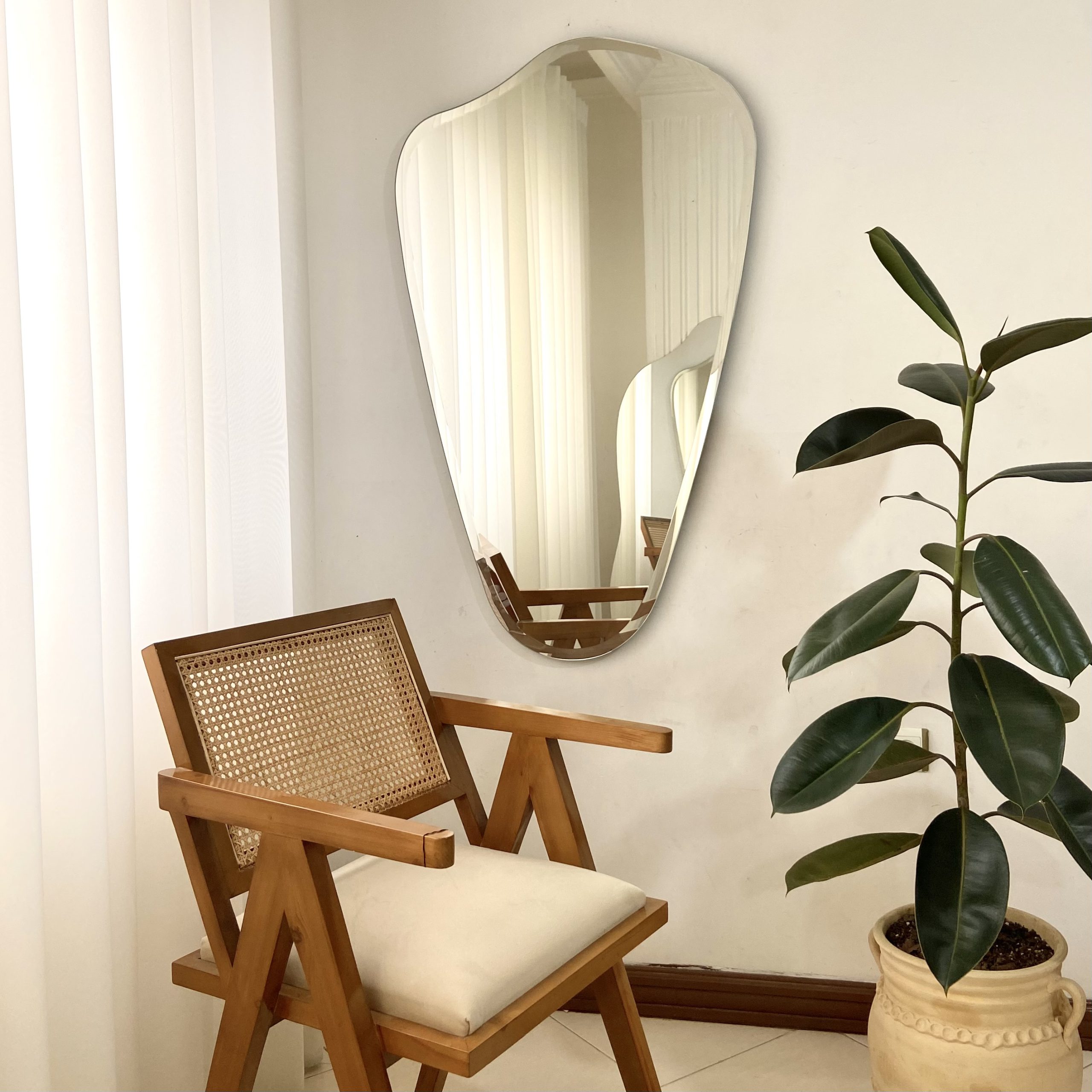 آینه دفرمه نارون